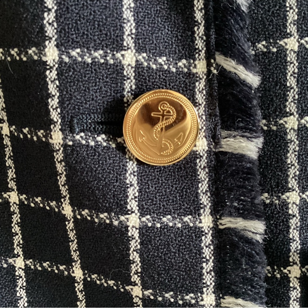 NWT Thom Browne Women’s Frayed Double-Breasted Wool Blazer, Size 40 - Picture 13 of 16